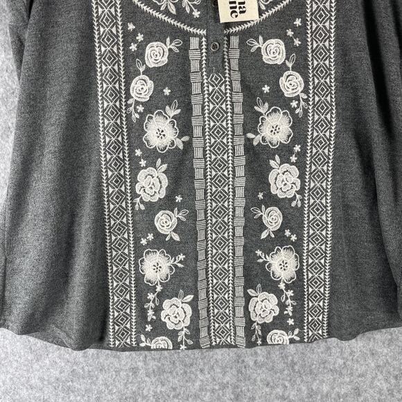 Savanna Jane Embroidered Top Women 2X Gray Floral Knit Boho Peasant Cottage NEW - Picture 3 of 12